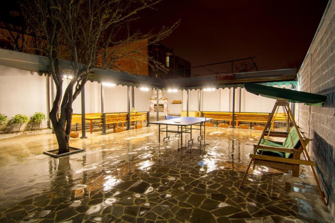- Granada - Boutique Hotel - Tbilisi - Exterior foto
